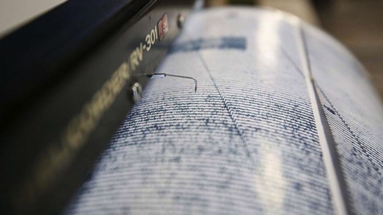 Antalya'da şiddetli deprem