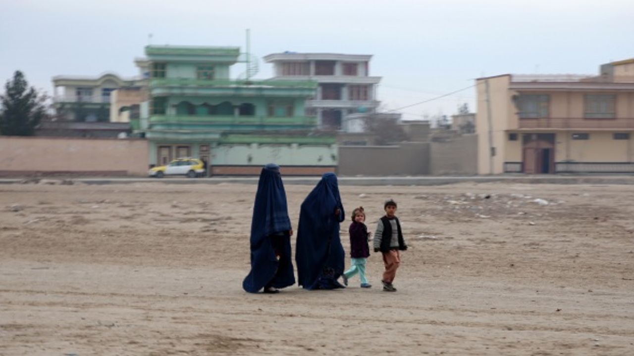 Taliban'dan kadınlara yönelik yeni kısıtlama!