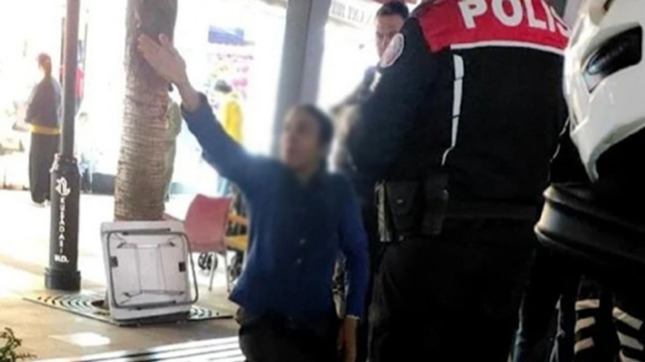 Erdoğan’a küfür ettiği iddia edilen turist gözaltına alındı