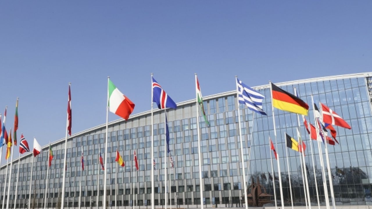 NATO ülkelerinin genelkurmay başkanları Brüksel'de toplandı