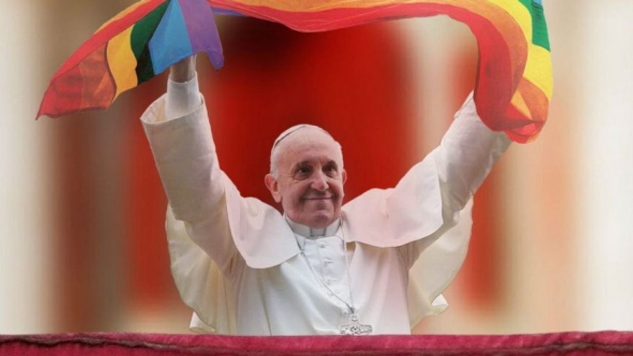 Papa: Katolik kilisesi LGBTİ'leri reddetmiyor