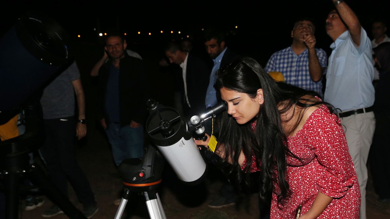 Bitlis'te 'Gökyüzü Gözlem Şenliği'ne yoğun ilgi