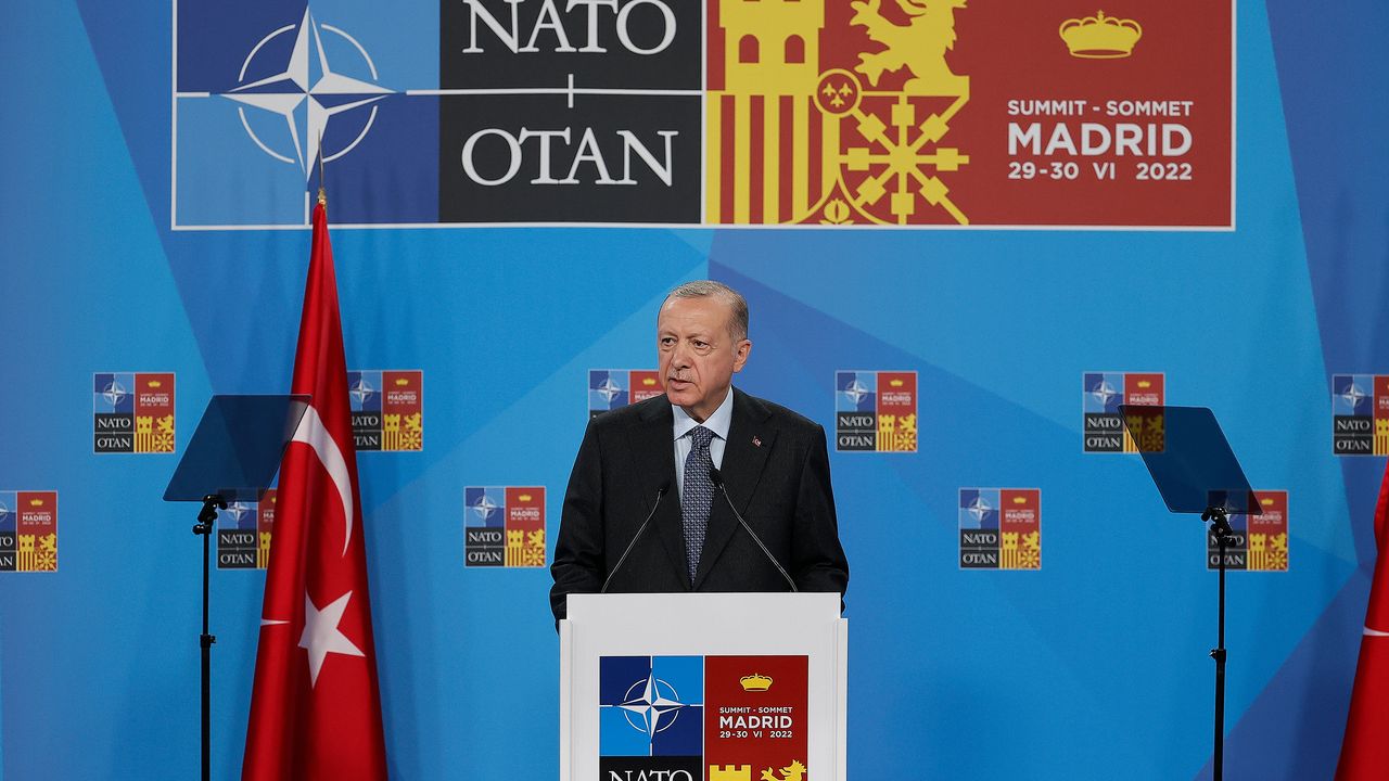 Erdoğan: Bu muhtıra diplomatik bir zaferdir