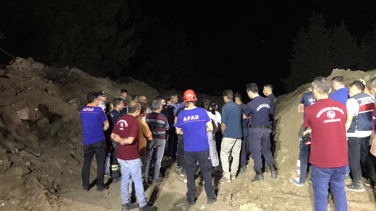 Manisa'da göçük! 1 işçinin cesedi çıkarıldı