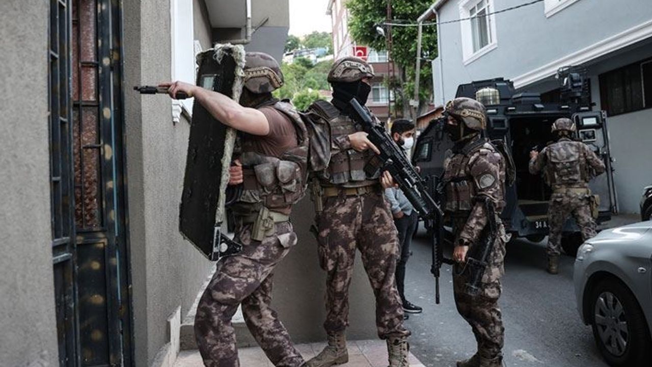 Sarallar suç örgütüne İstanbul merkezli 13 ilde operasyon!