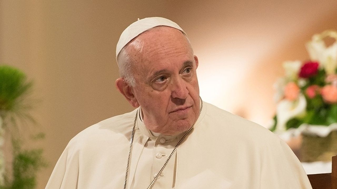 Papa istifa mı ediyor?