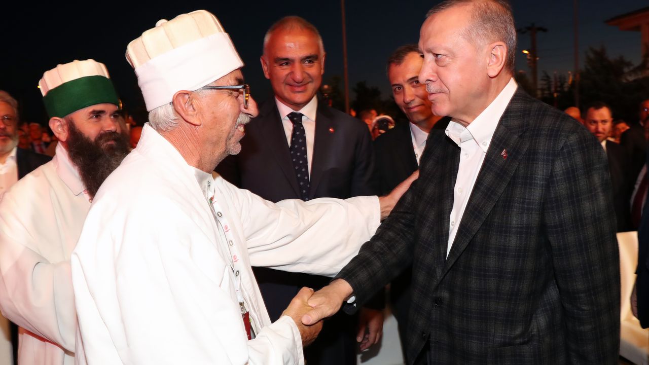 Cumhurbaşkanı Erdoğan: 8 cemevinin toplu açılış törenini yakında gerçekleştireceğiz