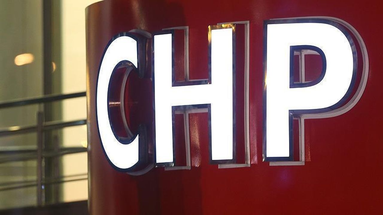 Almanya'da CHP'nin Frankfurt bürosuna saldırı düzenlendi