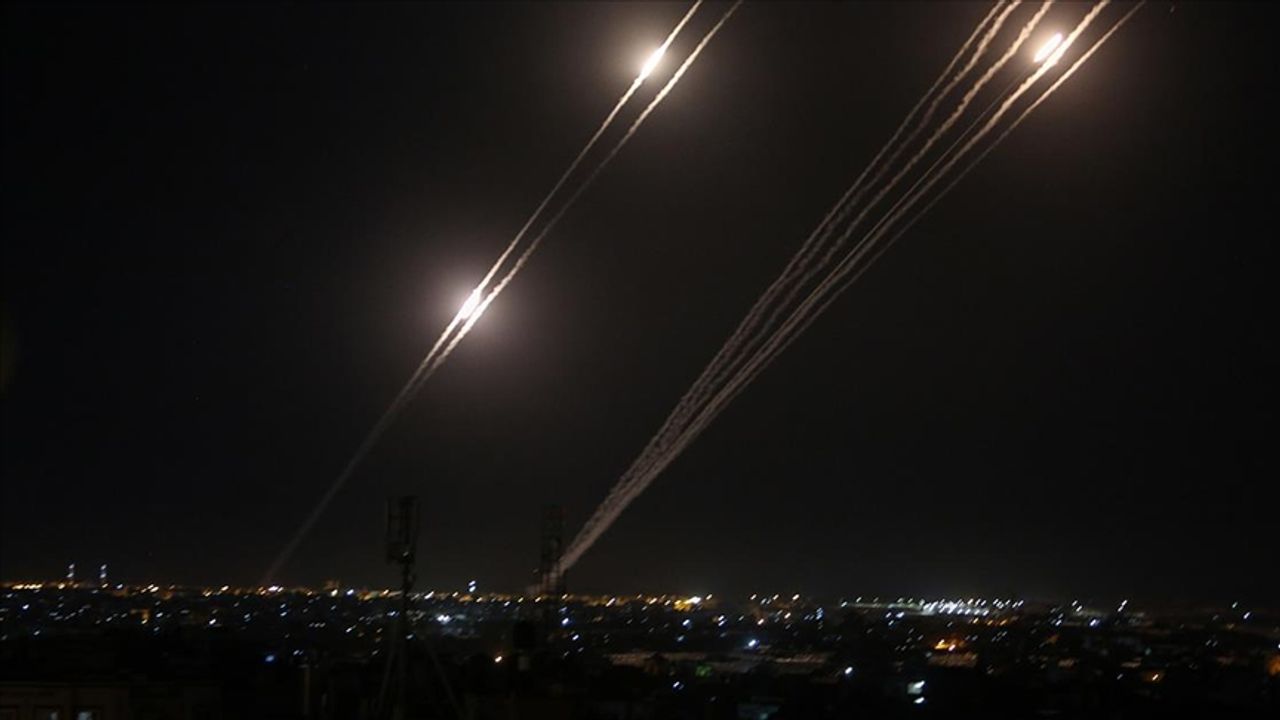 İsrail'den Gazze'ye roket saldırısı