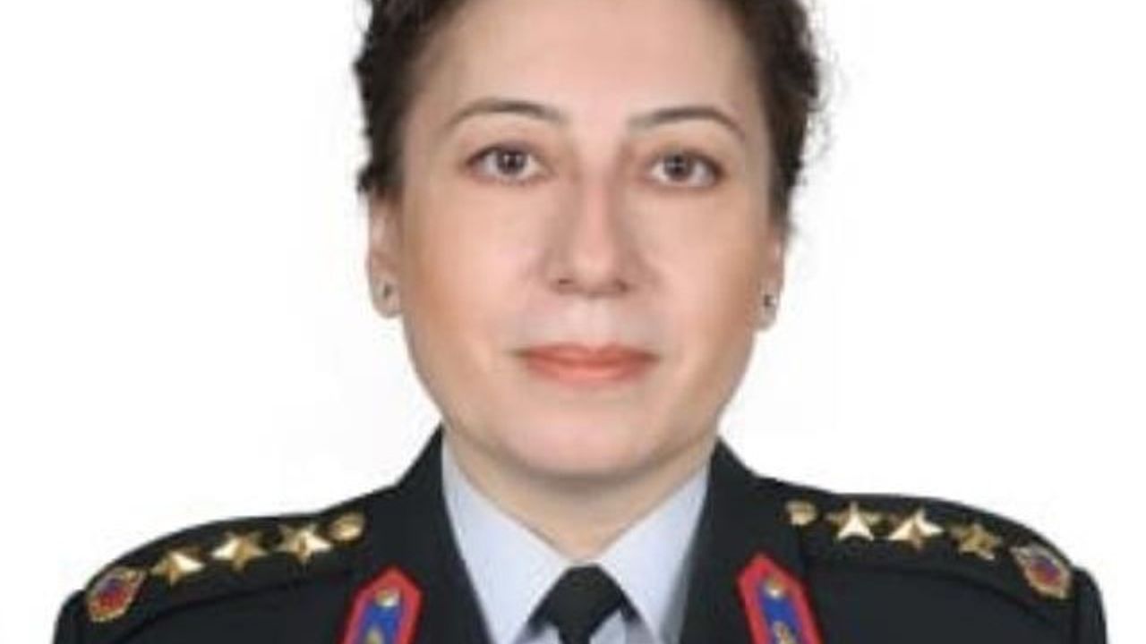 Jandarma Komutanlığına ilk kez kadın general atandı!