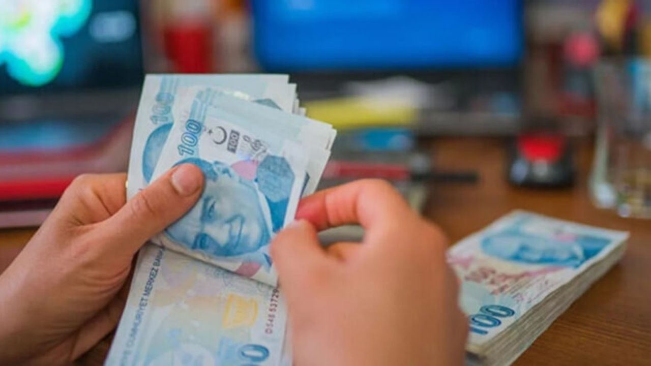 Türk-İş'ten asgari ücrete ek zam açıklaması