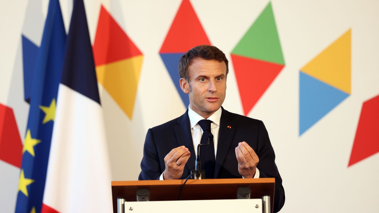 Macron, Ukrayna için özel fon oluşturulacağını duyurdu