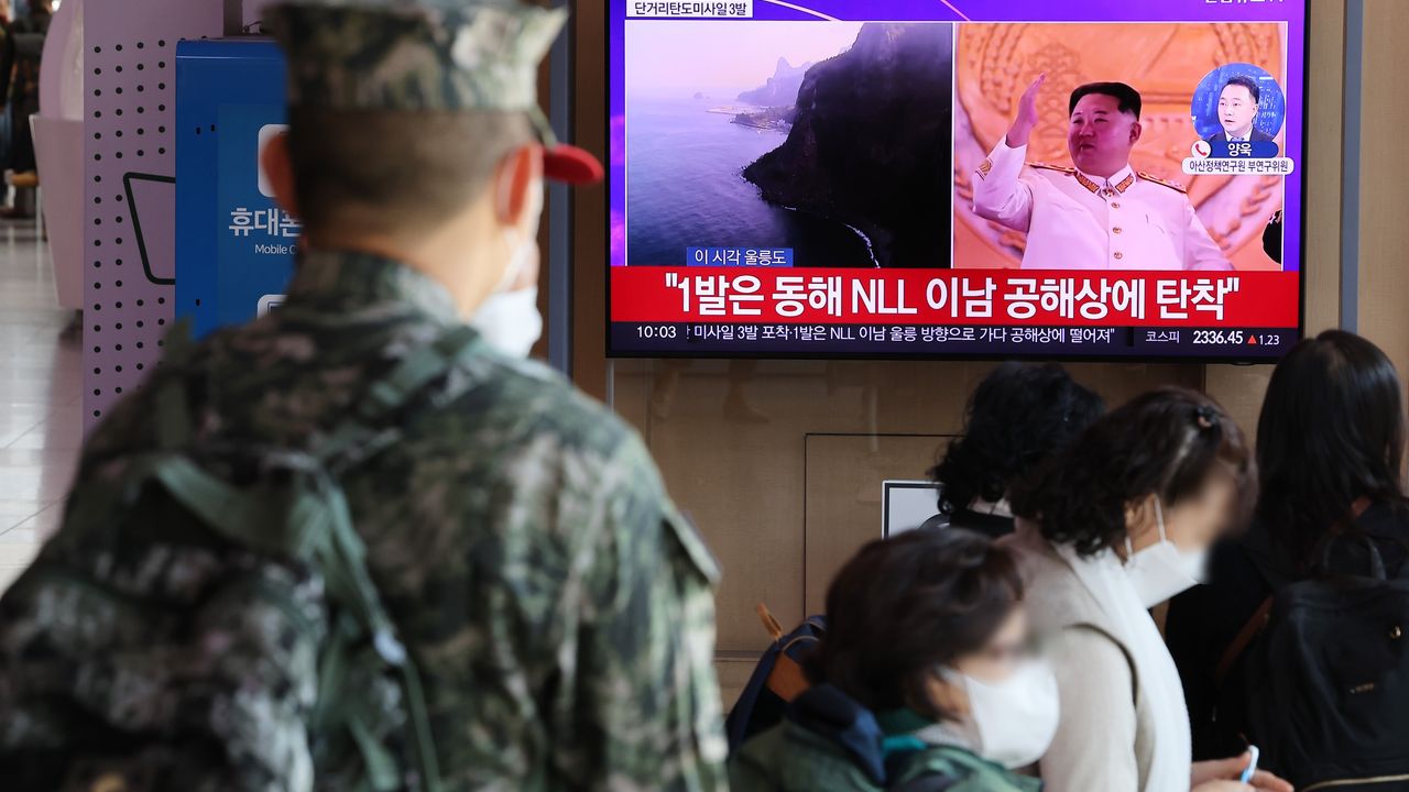 Kuzey Kore 10 füze fırlattı: Güney Kore'de saldırı alarmı