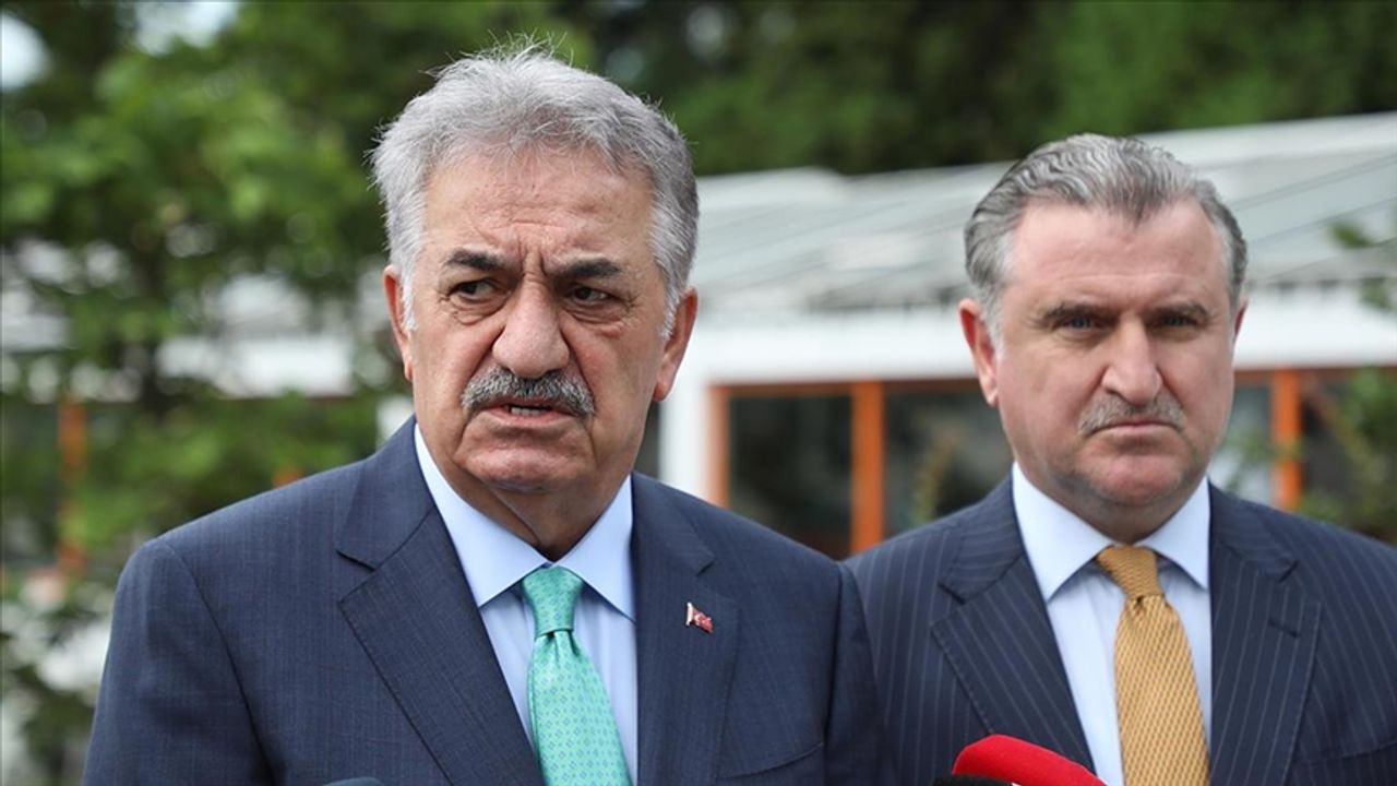 AK Partili Hayati Yazıcı'dan erken seçim açıklaması