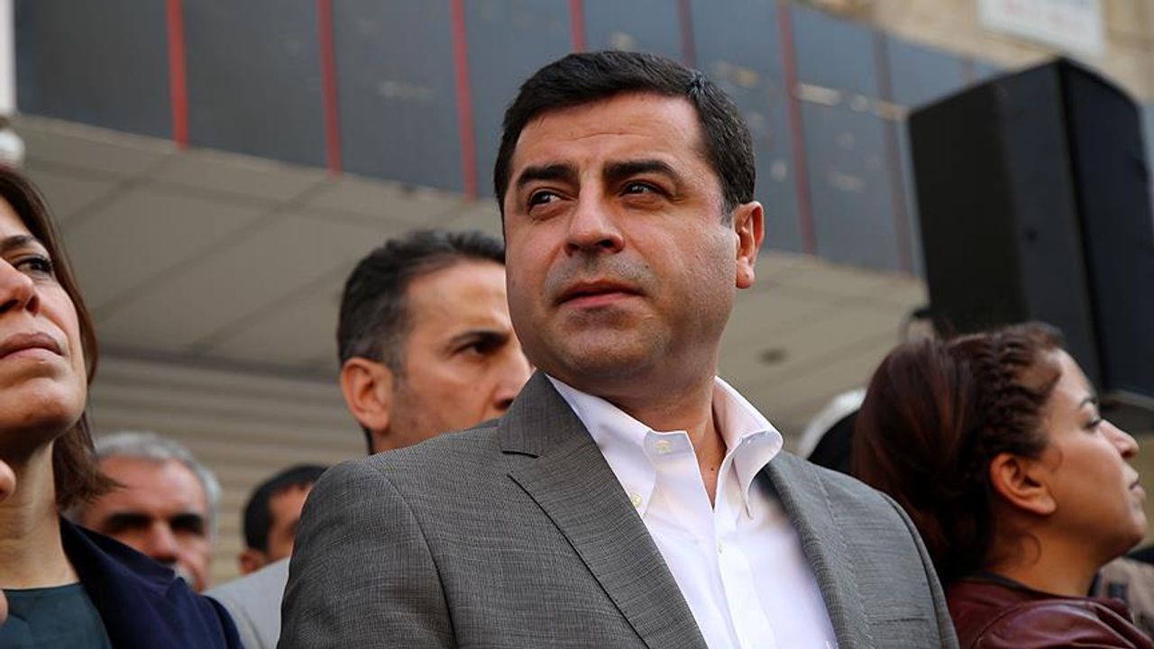 Selahattin Demirtaş AK Parti-HDP görüşmesini yorumladı