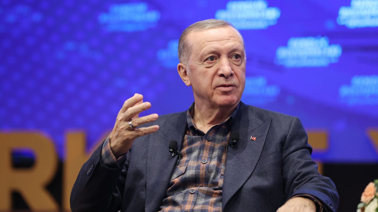 Erdoğan'dan gençlere: Türkiye Yüzyılındaki yoldaşımız sizlersiniz