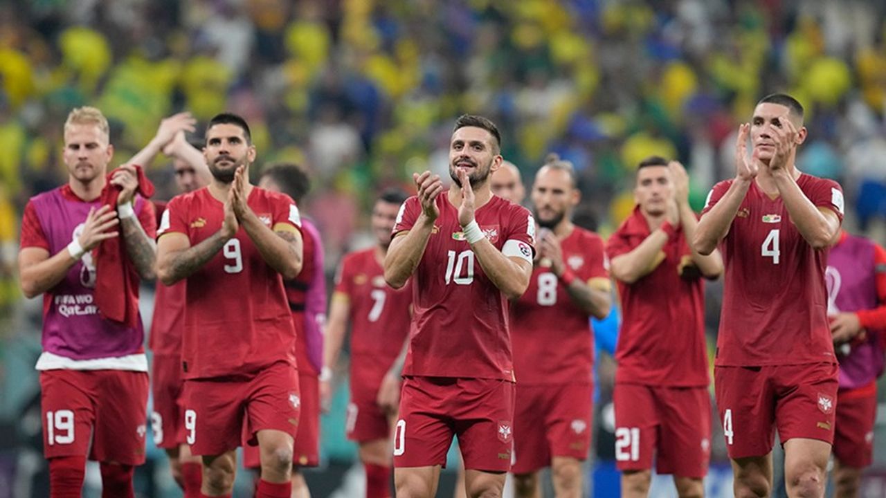 FIFA'dan Sırbistan'a tartışmalı bayrak için ceza!