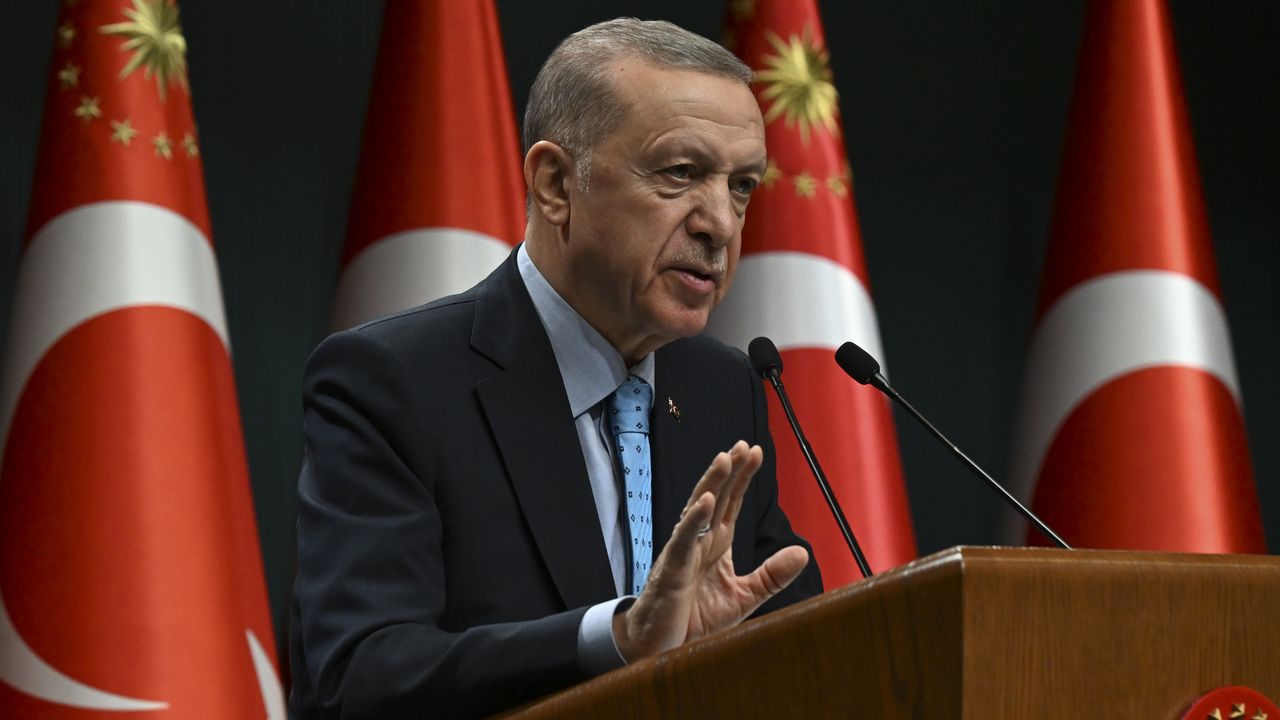 Erdoğan'dan Yunanistan'a sert mesaj