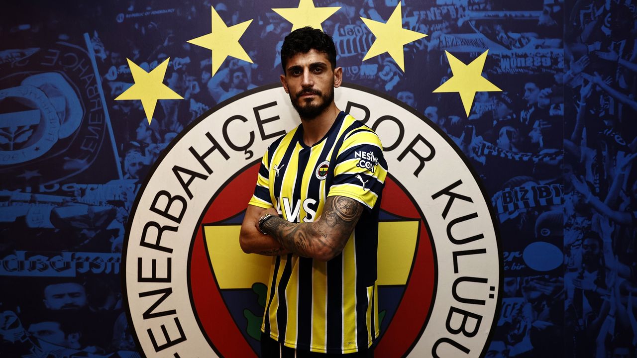 Samet Akaydın Fenerbahçe'de