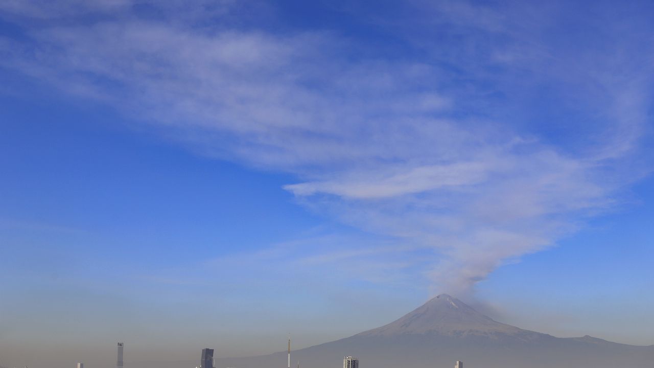 Popocatepetl Yanardağı’nda 24 saatte 4 patlama