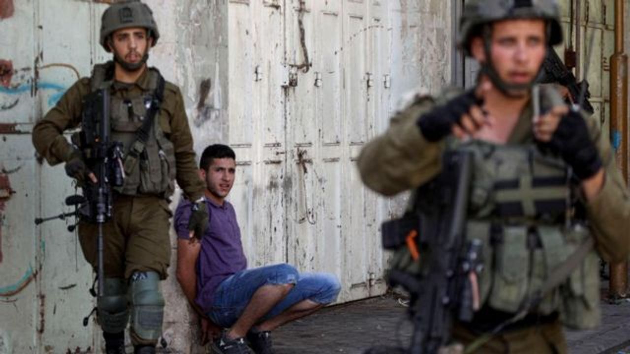 İsrail askerleri 2 Filistinliyi öldürdü!