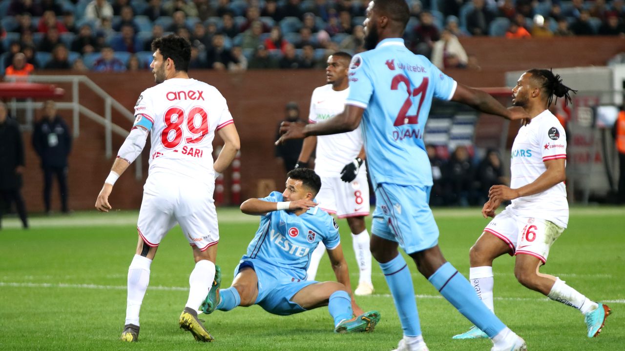 Trabzonspor üç puanı iki golle aldı