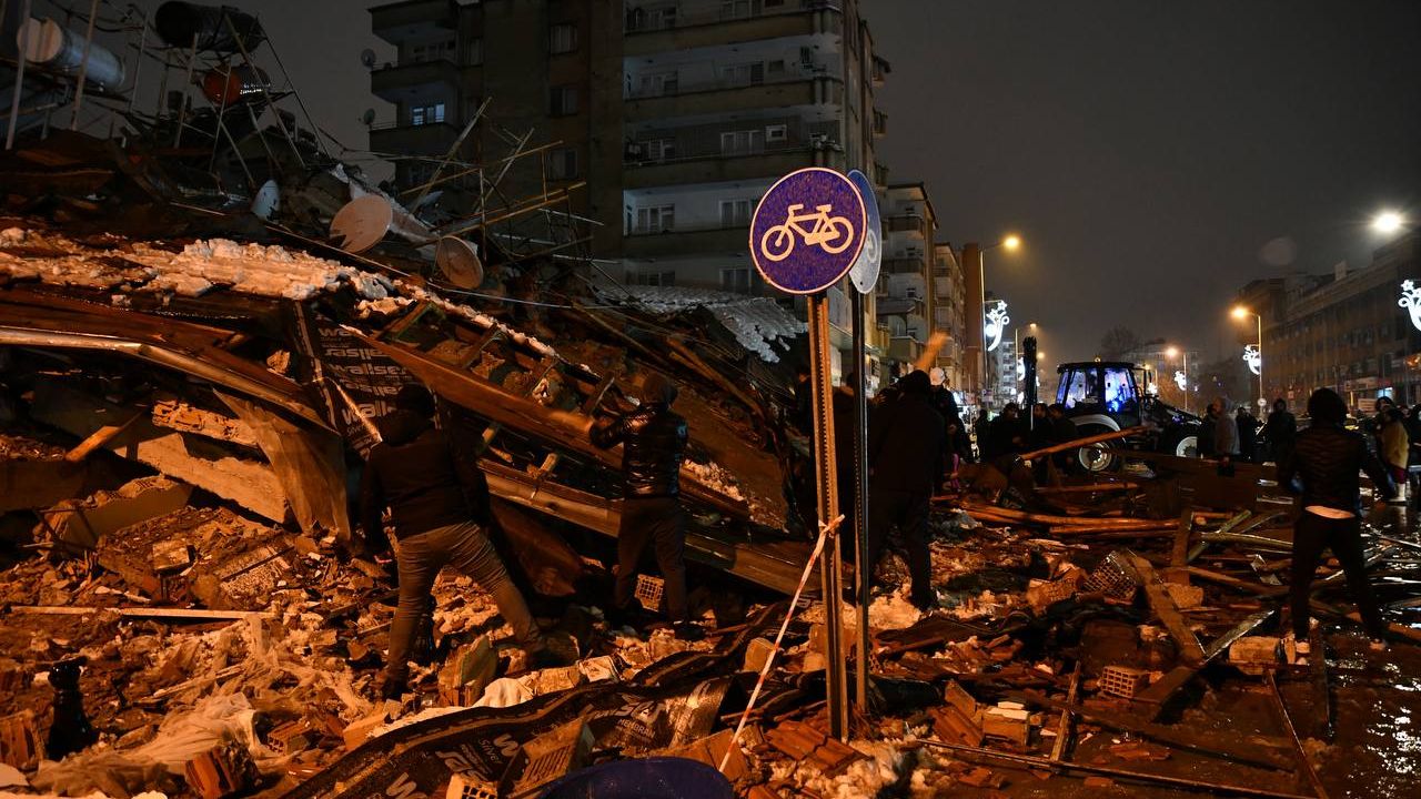 HDP'den deprem mesajı