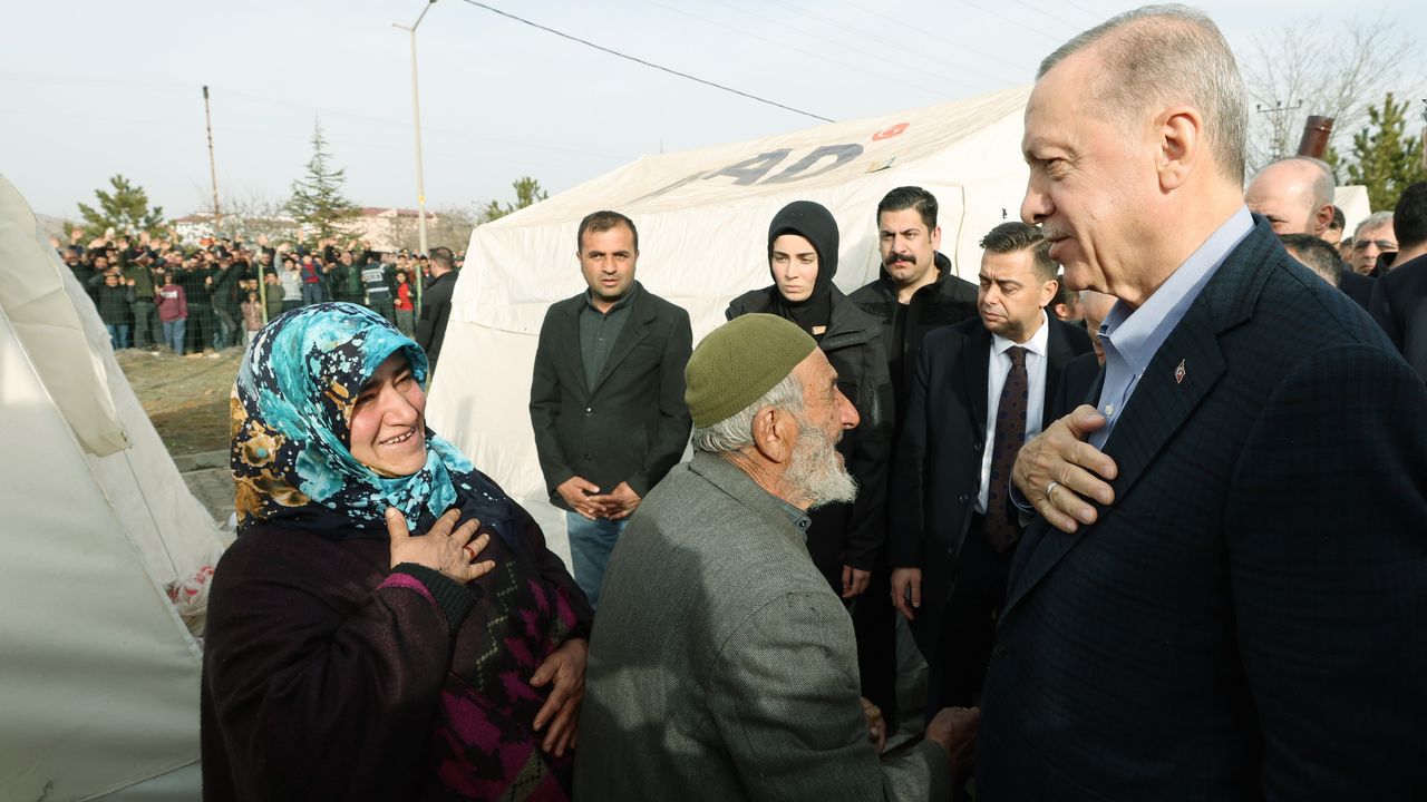 Erdoğan: Kimsenin milletimize yeni bedeller ödetmesine müsaade etmeyeceğiz