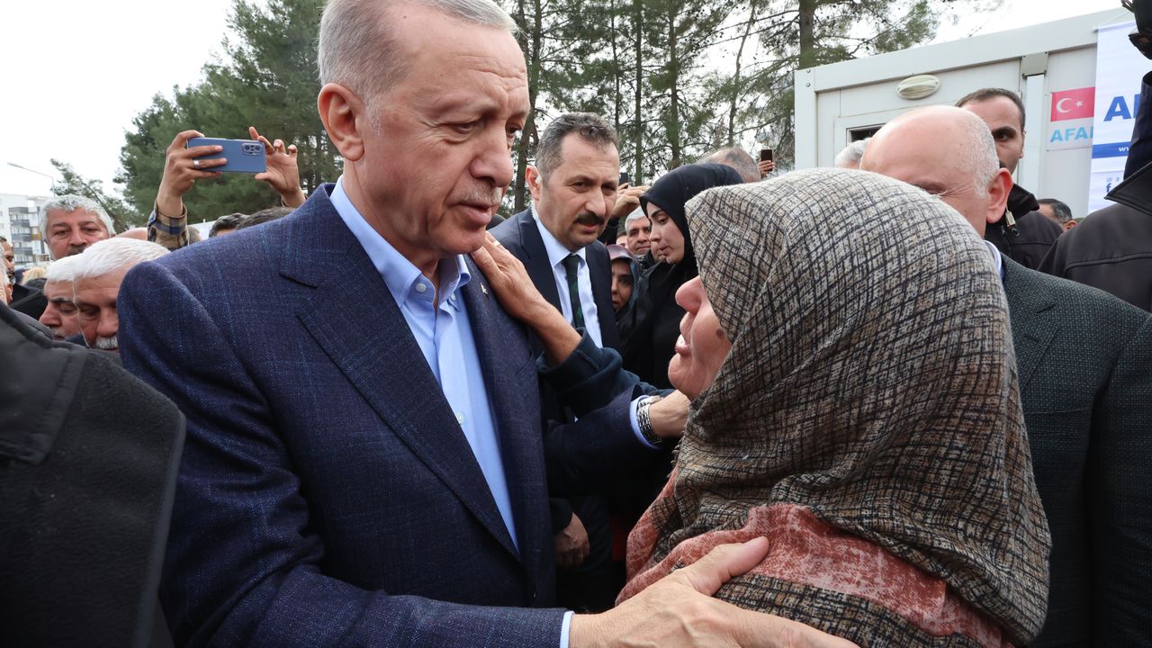 Cumhurbaşkanı Erdoğan deprem bölgesine gitti