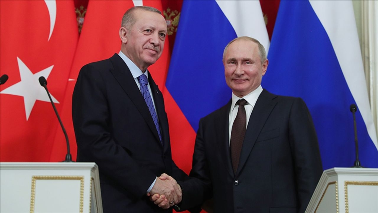 Kremlin'den Erdoğan açıklaması: Barışa yönelik faaliyetlerini takdir ediyoruz