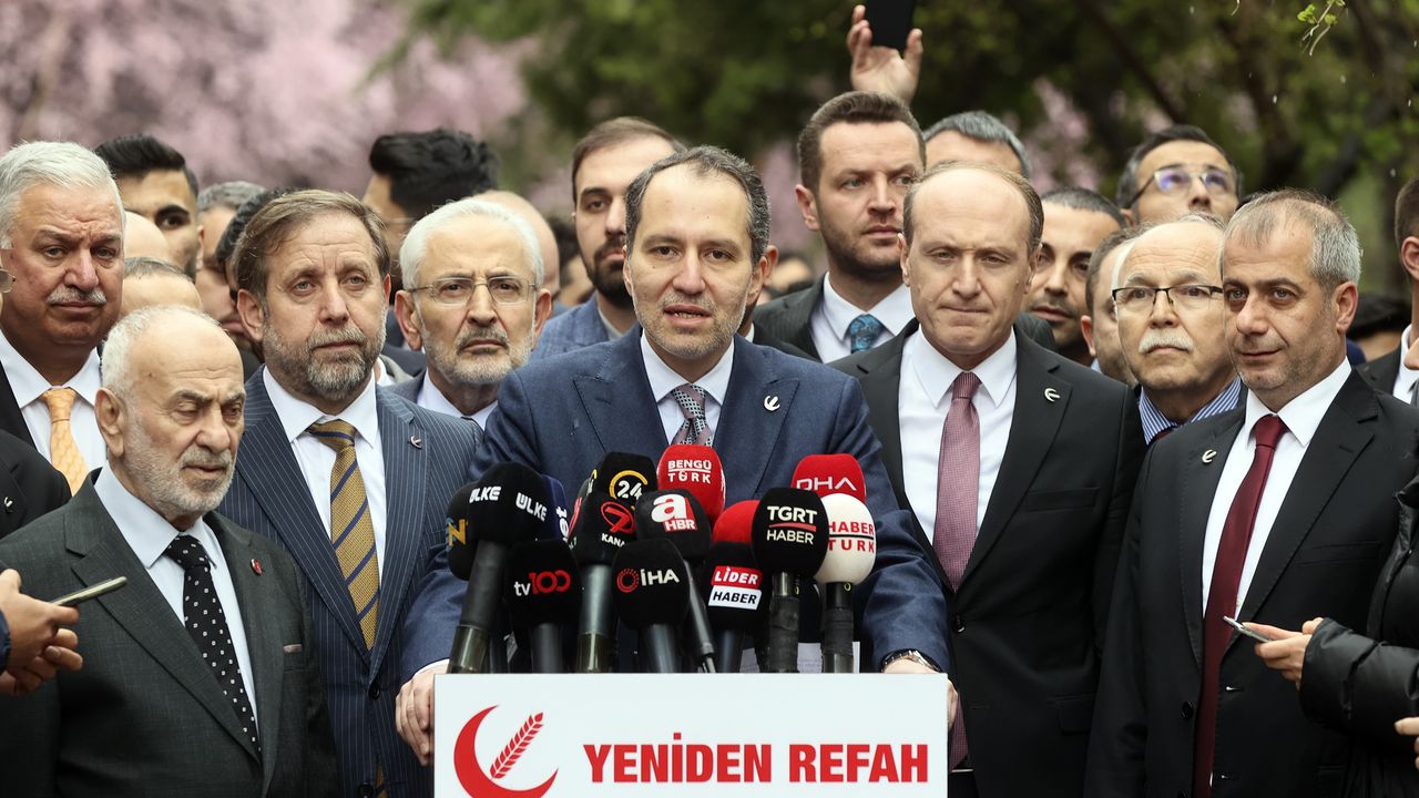 Fatih Erbakan İstanbul'dan aday gösterildi