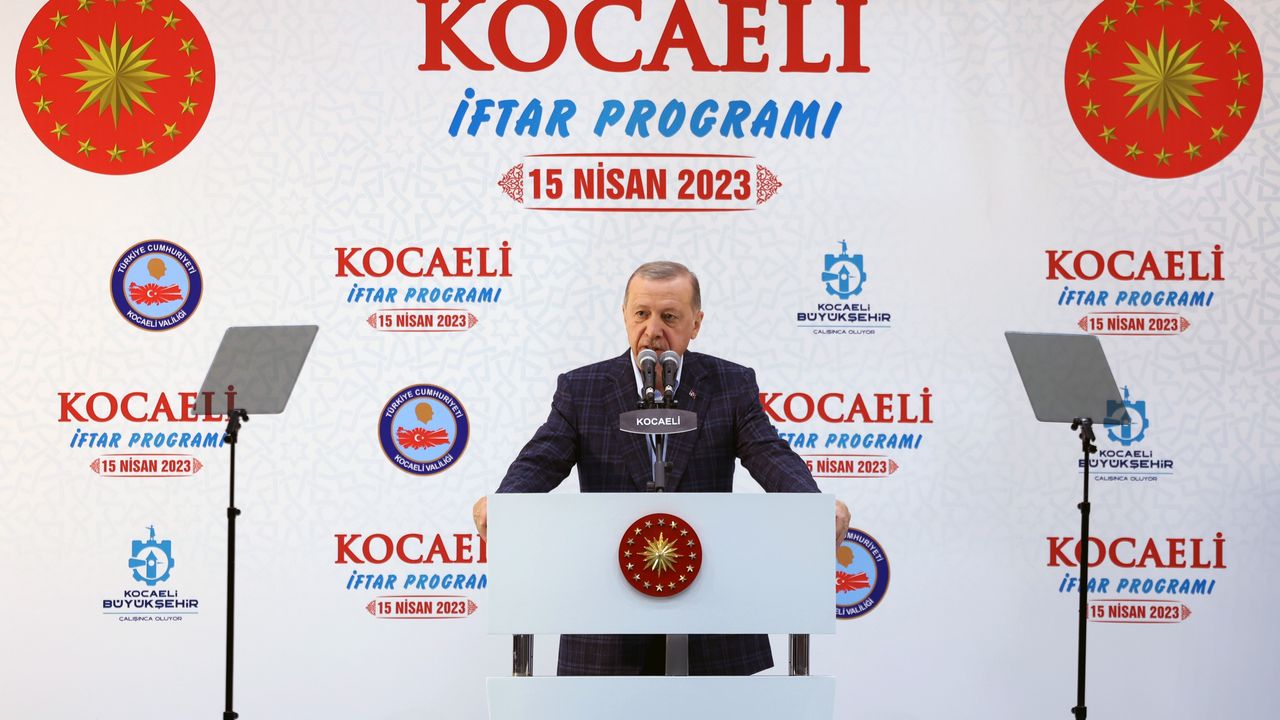 Erdoğan: Bayramda da depremzedelerimizi yalnız bırakmayacağız