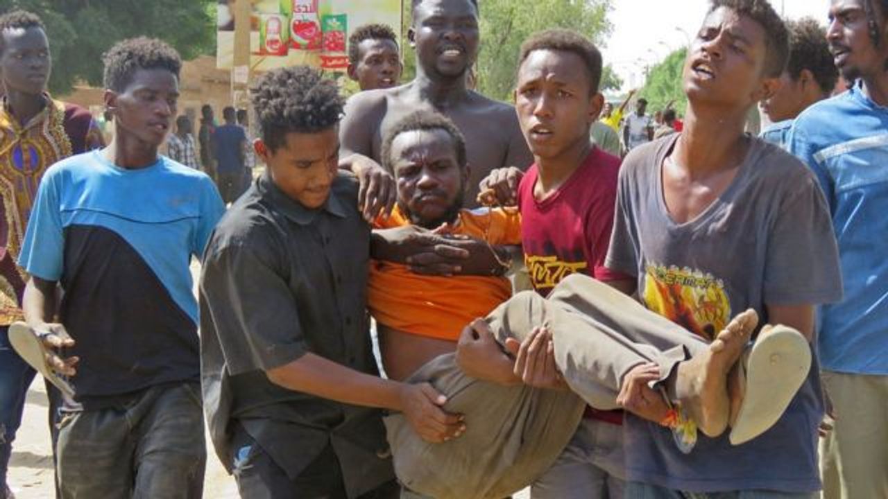 DSÖ: Sudan'da can kaybı 300'e yükseldi!