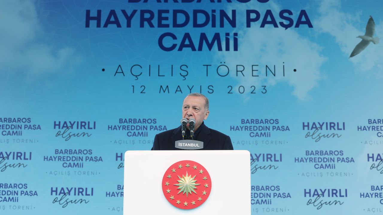 Erdoğan açtı: Aynı anda 20 bin kişi ibadet edebilecek!