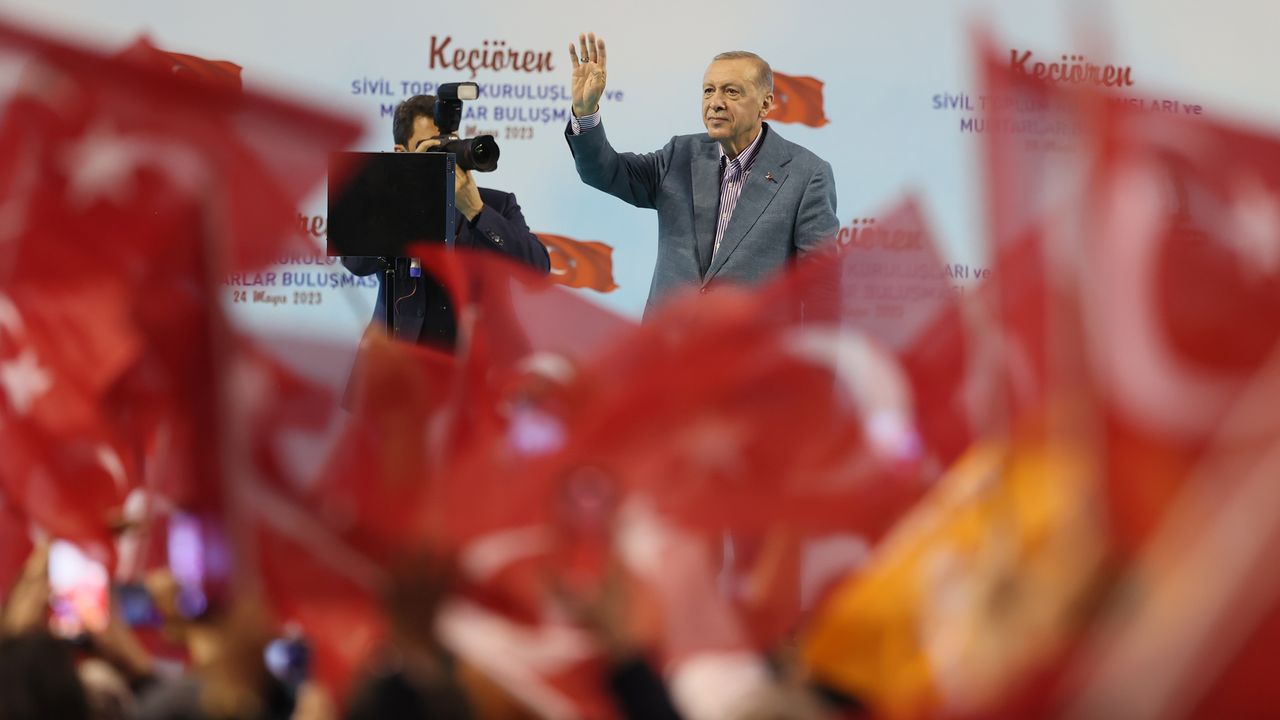 Erdoğan: Bay bay Kemal'e pazar günü gereken dersi vereceksiniz