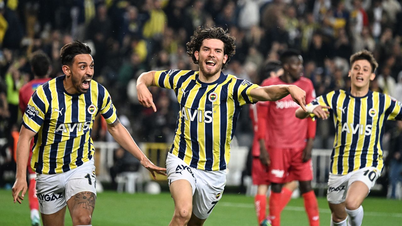 Fenerbahçe Türkiye Kupası'nda finale yükseldi