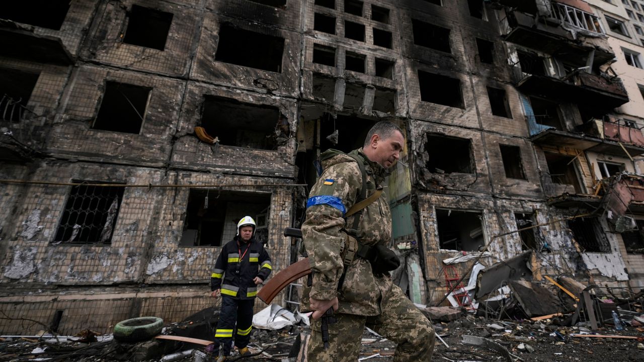 Rus güçleri Kiev'e İHA ve füze saldırısı düzenledi