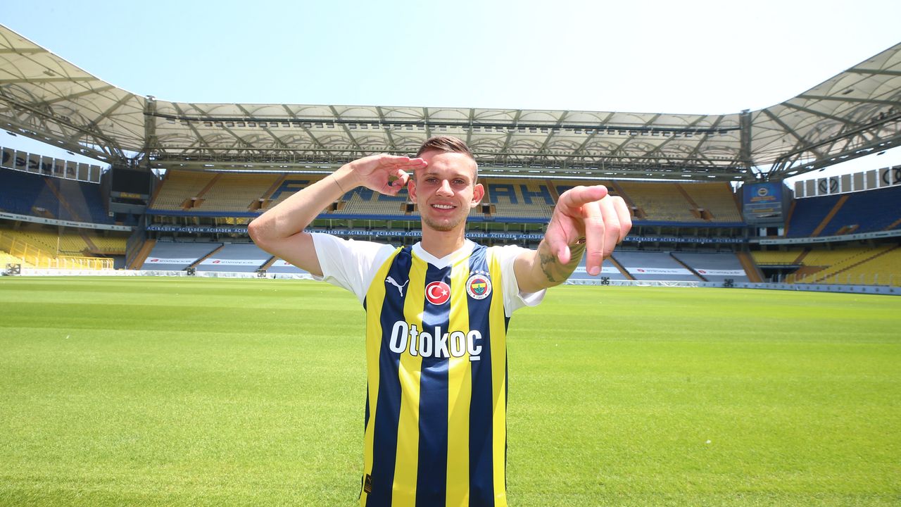Fenerbahçe'de yeni isim!