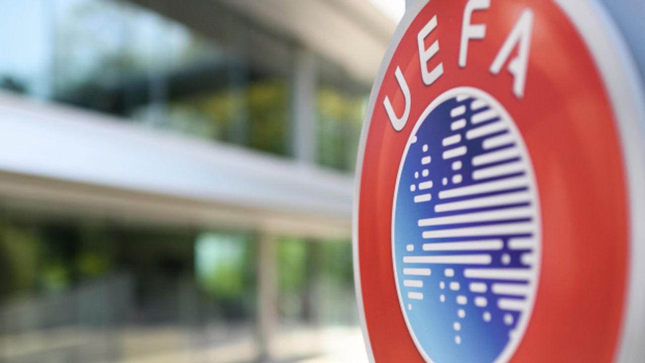 UEFA'dan Fenerbahçe'ye şok ceza
