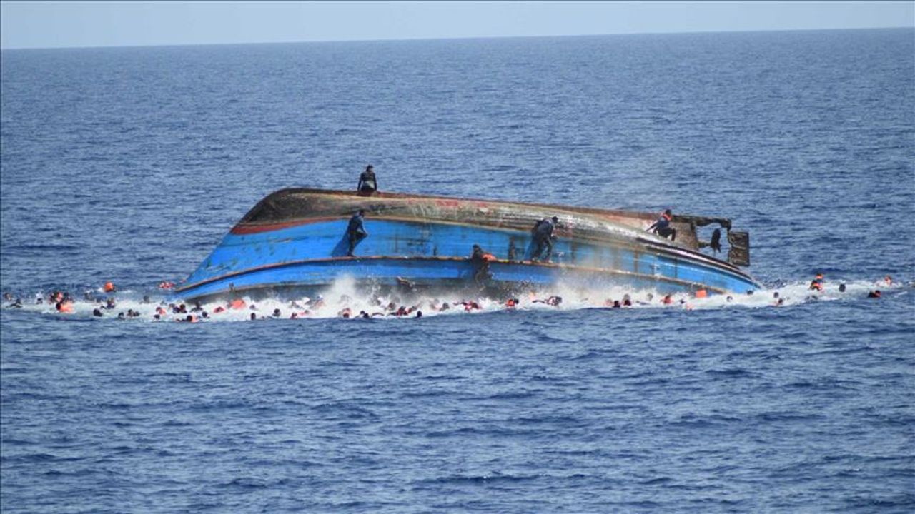 Tekne battı, 20 kişi öldü!