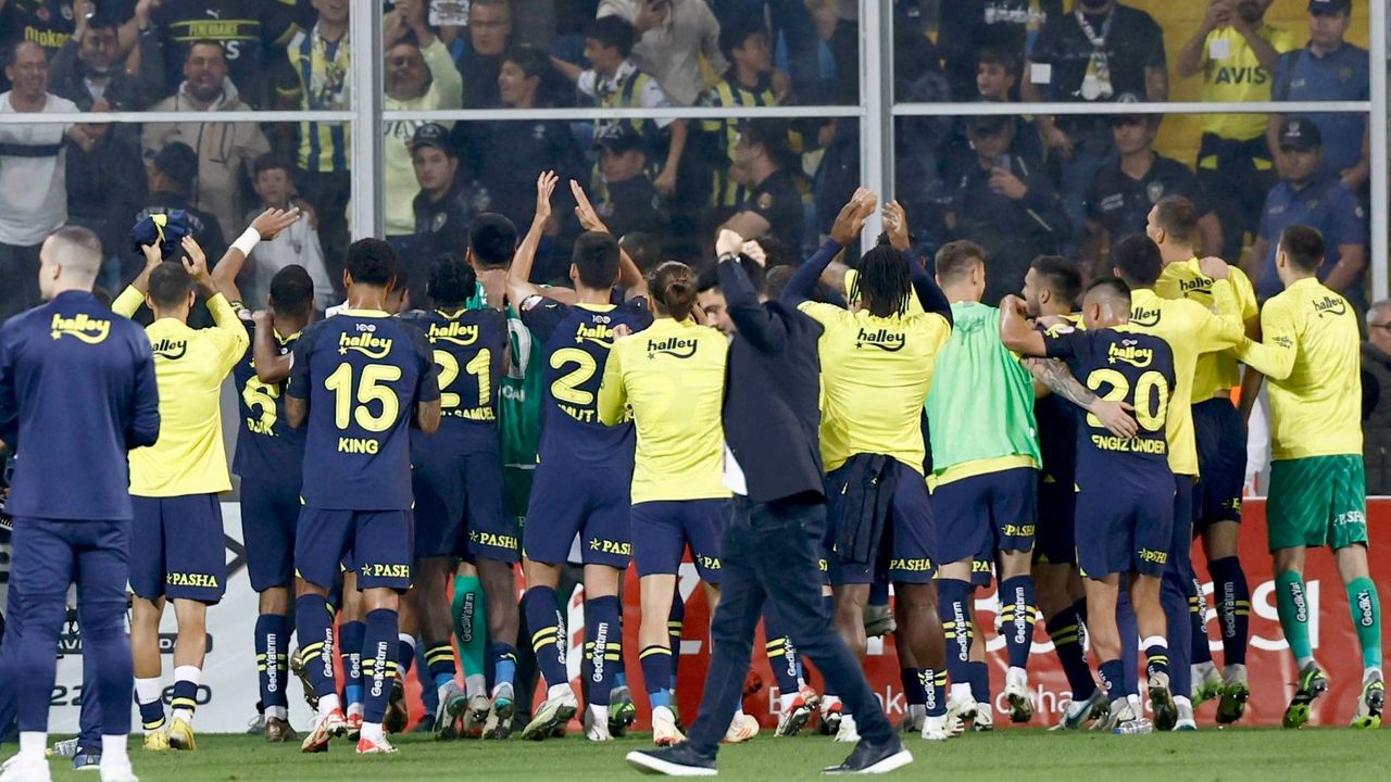 Fenerbahçe, UEFA Konferans Ligi kadrosunu açıkladı