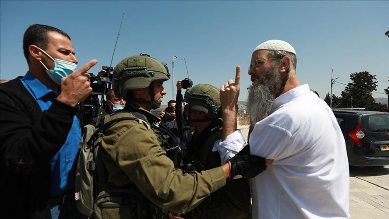 İsrail güçleri 55 Filistinliyi gözaltına aldı!