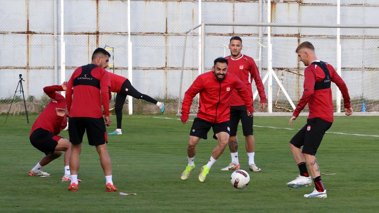 Sivasspor, Kasımpaşa hazırlıklarına devam etti