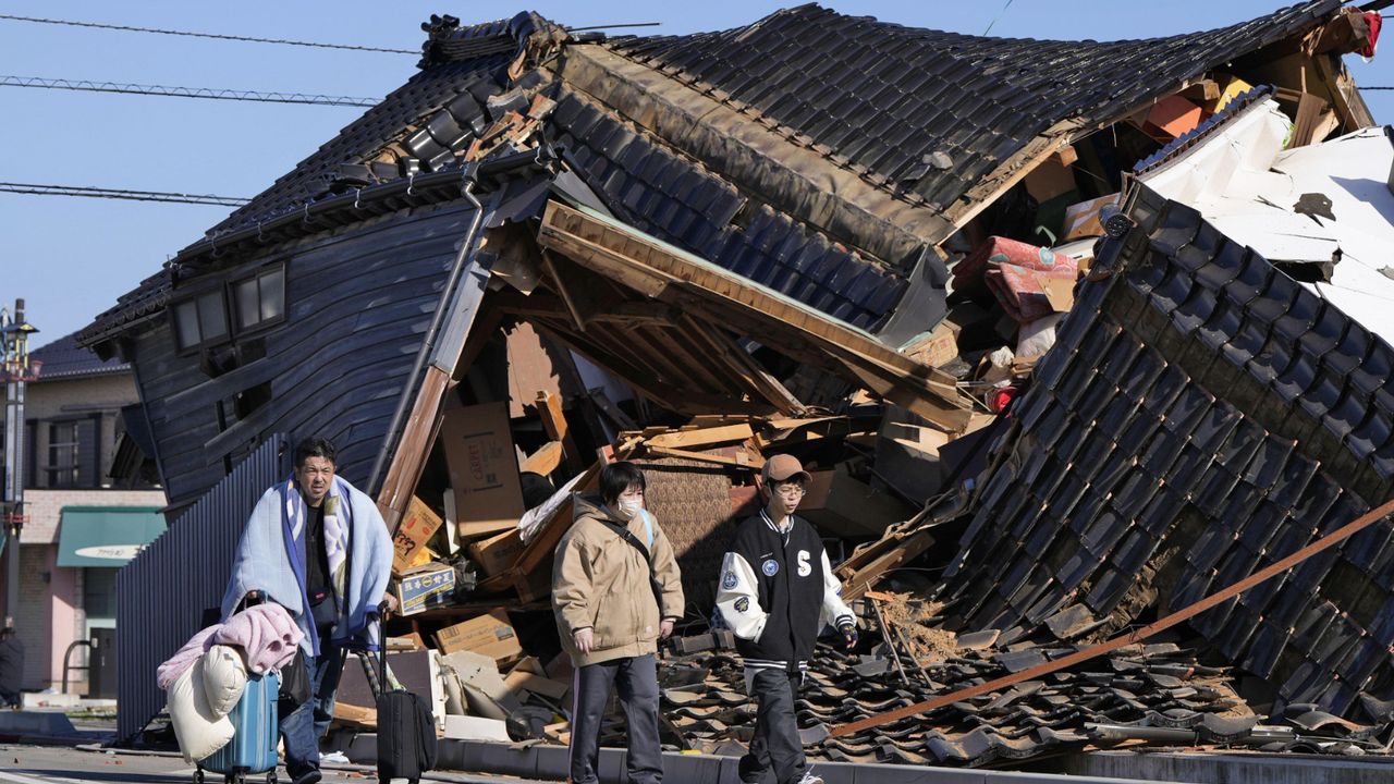 Japonya'daki depremlerde 48 kişi öldü