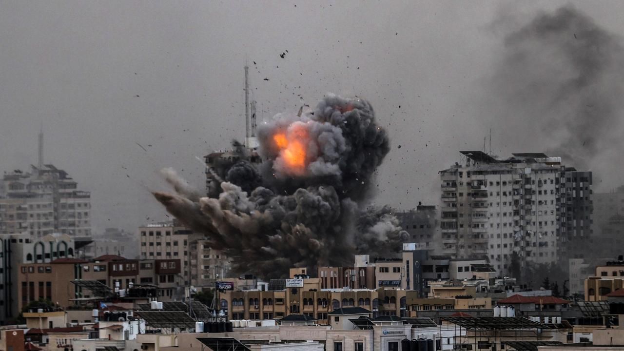 İsrail yine bomba yağdırdı!