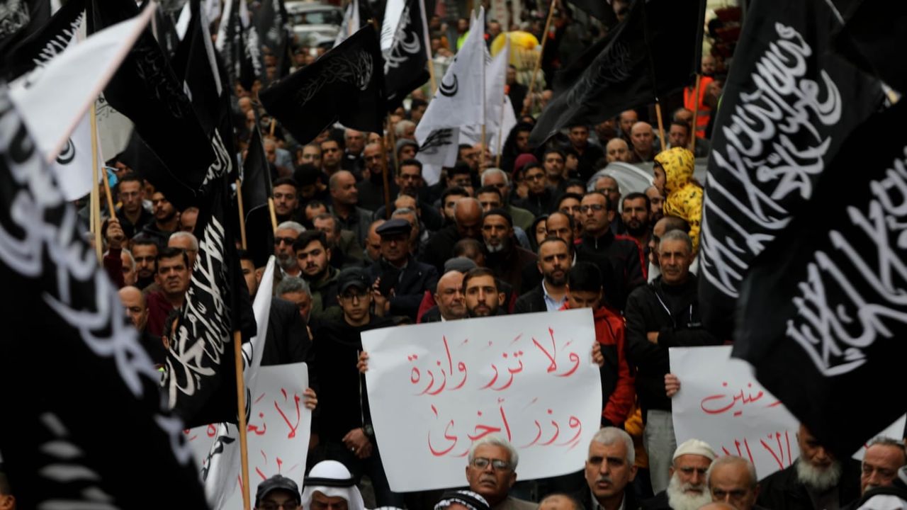 İngiltere'den Hizb-ut Tahrir'e şok