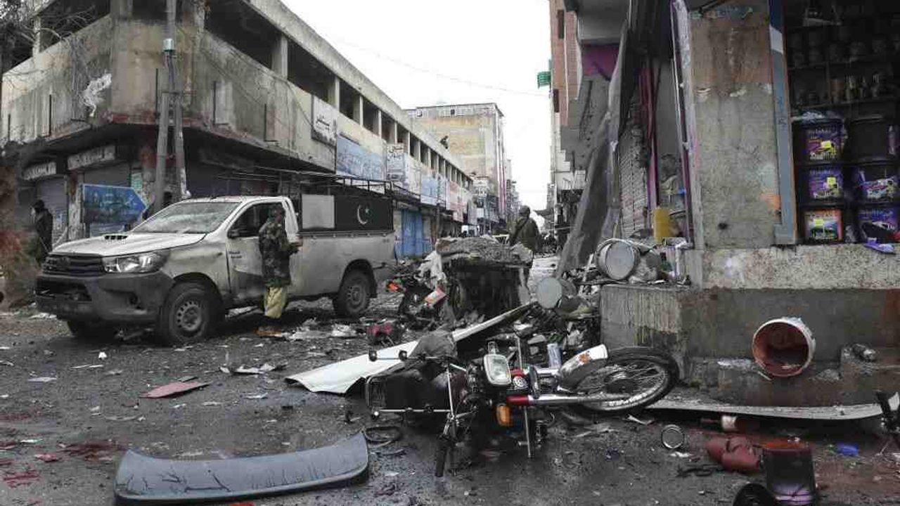 Seçim bürosuna bombalı saldırı: 28 ölü!