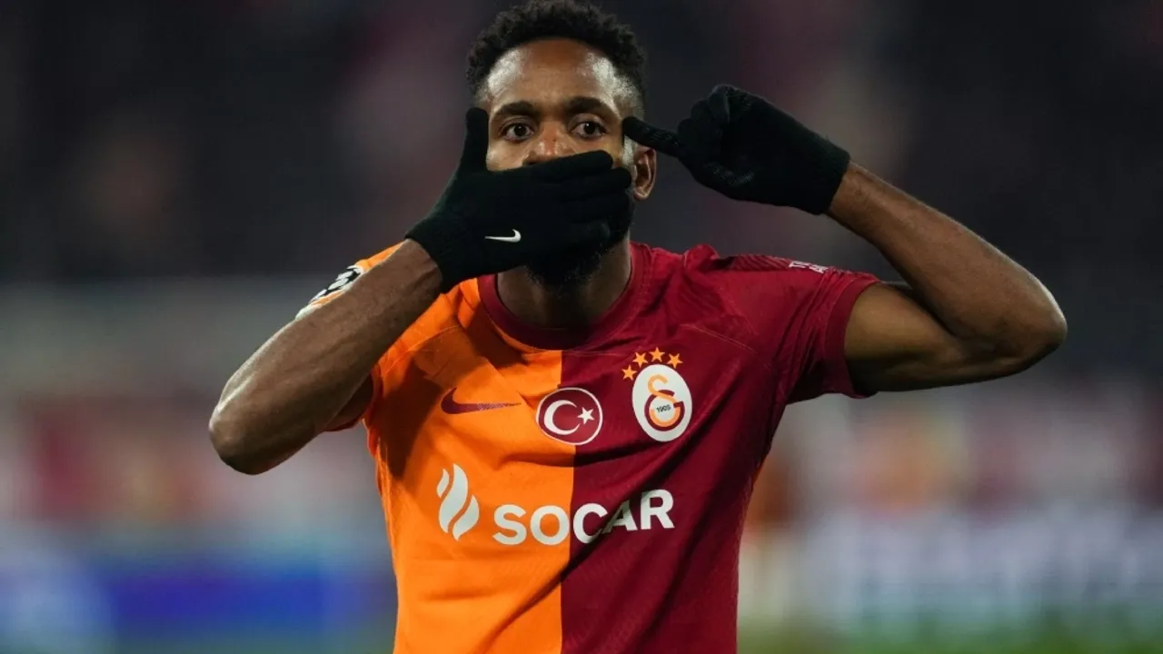 Galatasaray'lı Bakambu Real Betis'e transfer oldu