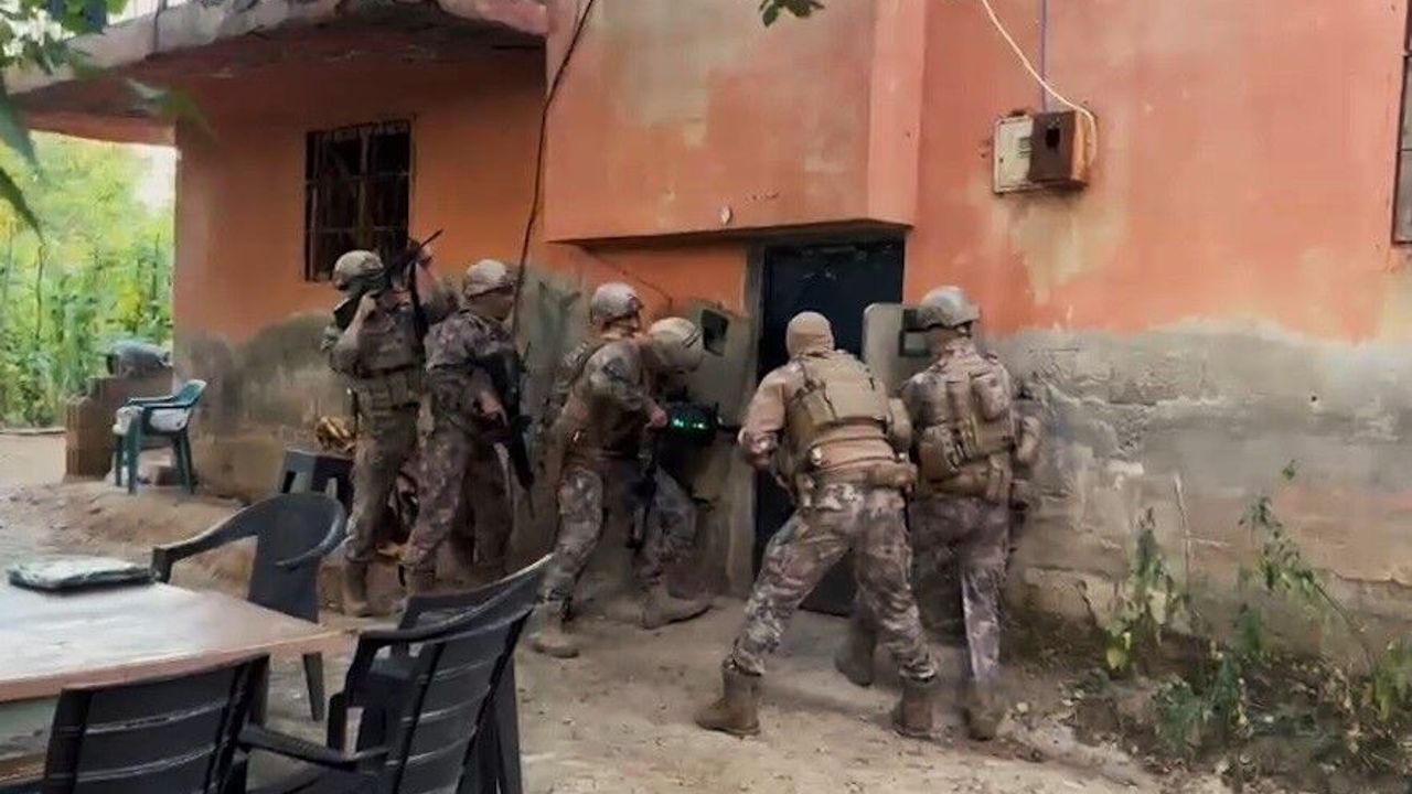 Bitlis'te 9 kilo 45 gram esrar ele geçirildi
