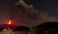 Etna Yanardağı'nda volkanik hareketlilik sürüyor!